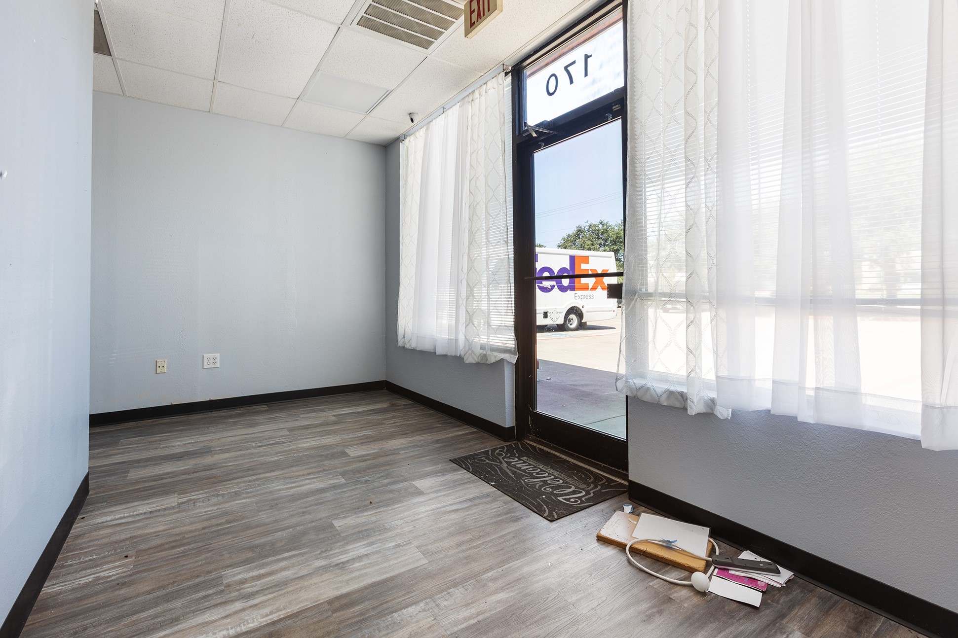 710 SW Green Oaks Boulevard Arlington TX 76017