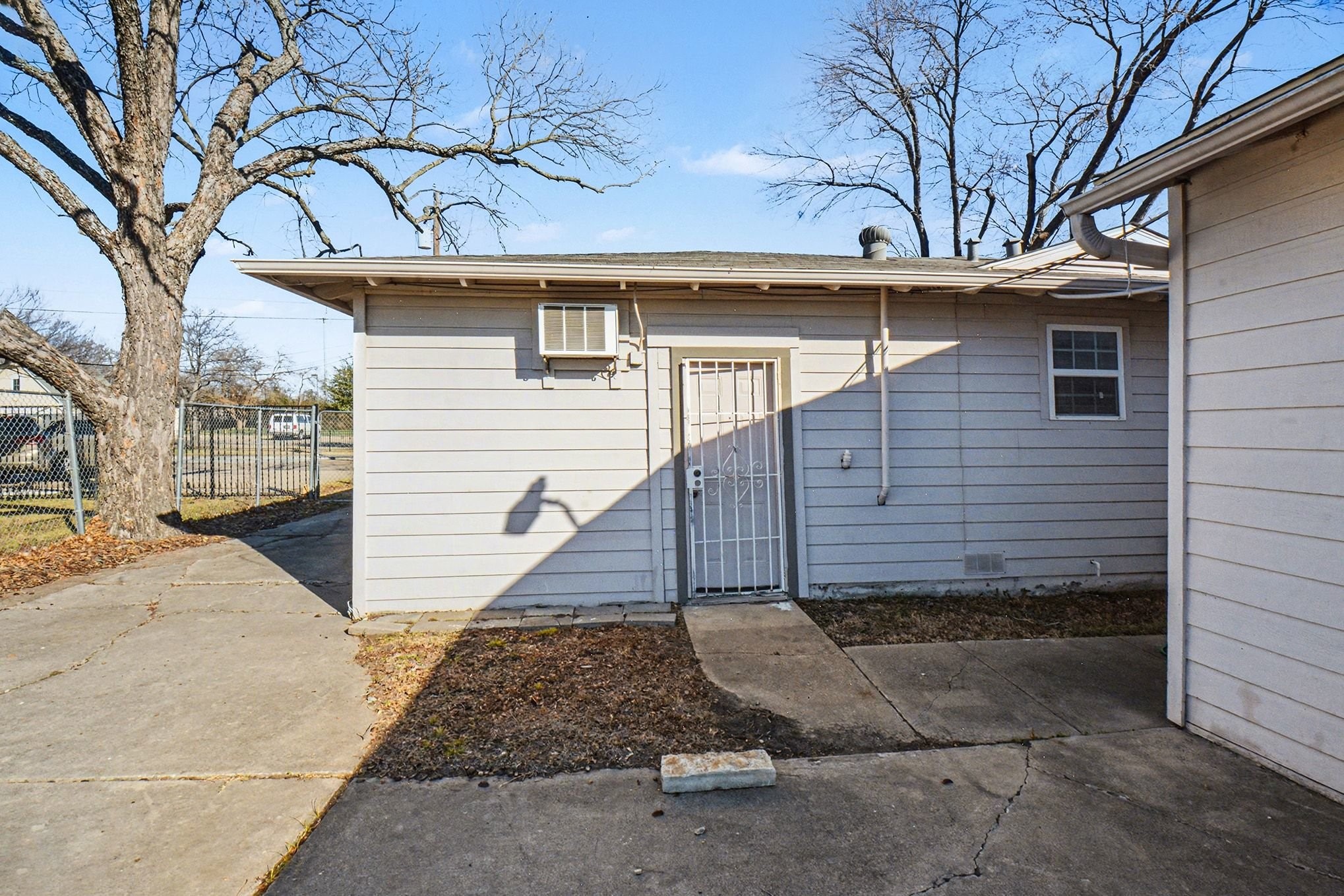1004 18th Place Plano TX 75074