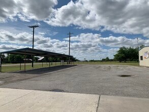 309 Us 69 Trenton TX 75490
