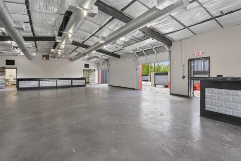 2795 Wilshire Boulevard Burleson TX 76028