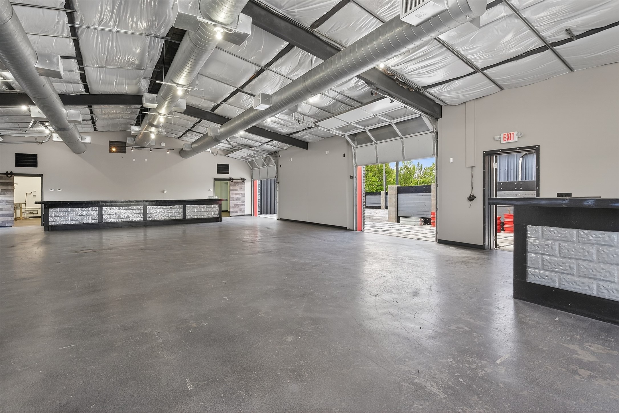 2795 Wilshire Boulevard Burleson TX 76028