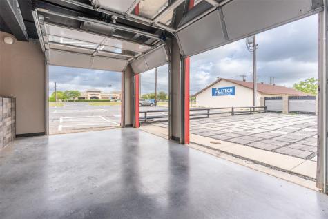 2795 Wilshire Boulevard Burleson TX 76028