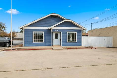 516 N Locust Street Denton TX 76201