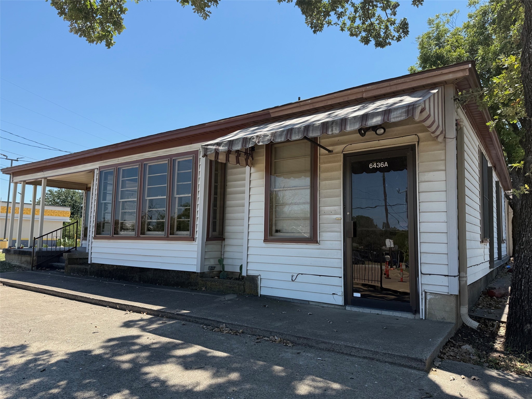 6436 Meadowbrook Drive Fort Worth TX 76112