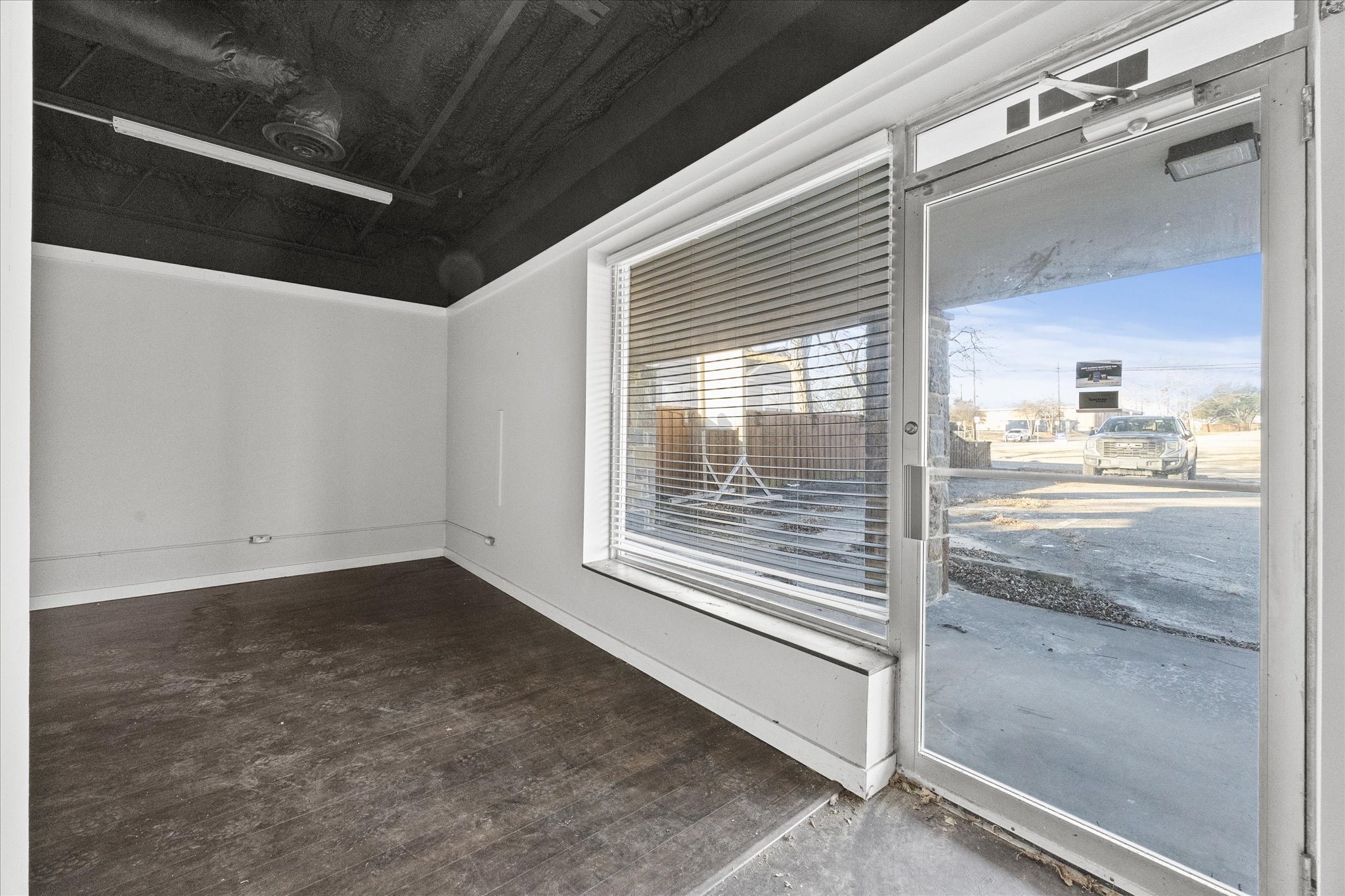 2108 Monroe Street Commerce TX 75428
