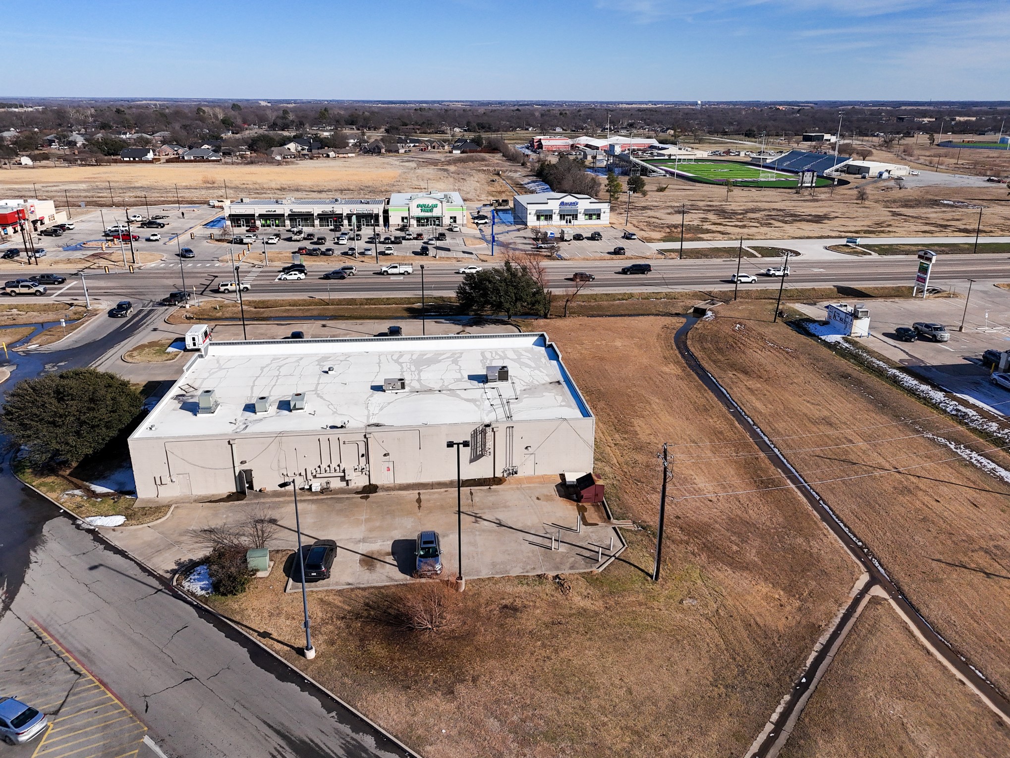 2009 N State Highway 121 Bonham TX 75418