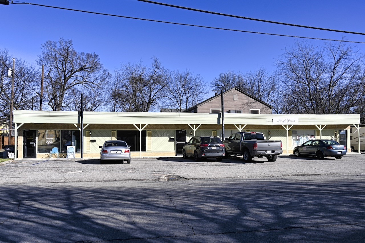 320 Mirick Denison TX 75020