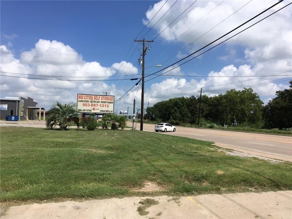 2104 S 3rd Street Mabank TX 75147