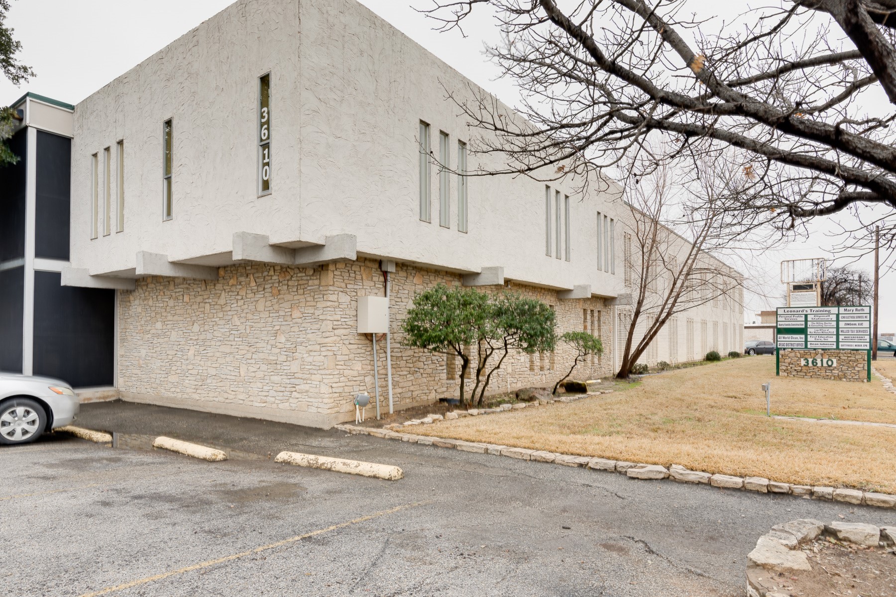 3610 W Pioneer Parkway Pantego TX 76013