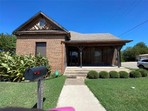 315 S Caddo Street Cleburne TX 76031