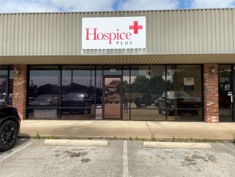 321 E Spring Street Palestine TX 75801