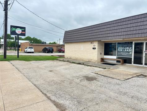 125 S Texas Street Crowley TX 76036
