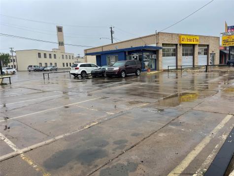 2085 S Garland Avenue Garland TX 75041