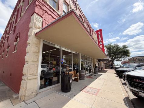 114 W Main Street Waxahachie TX 75165