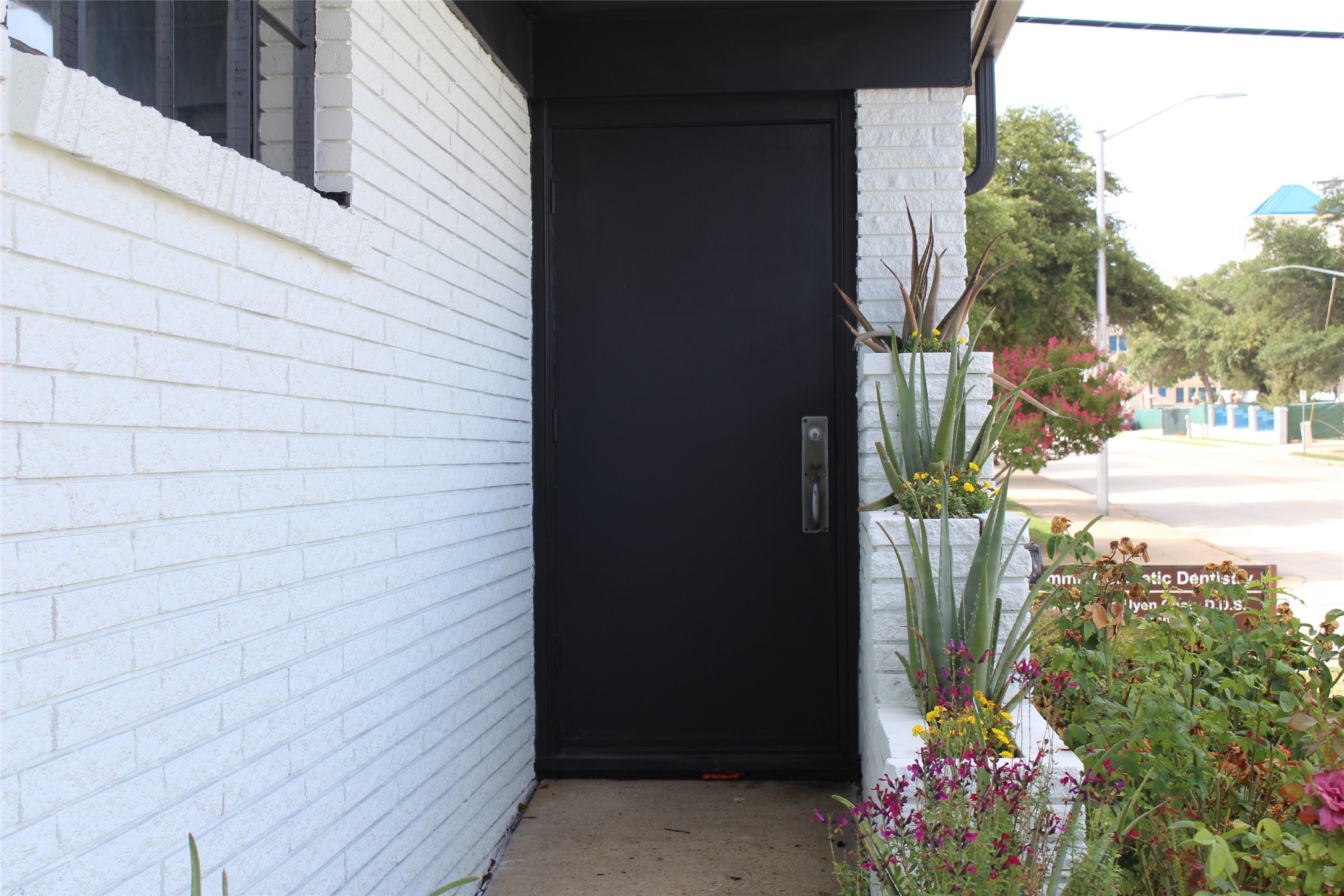 427 S Summit Avenue Fort Worth TX 76104