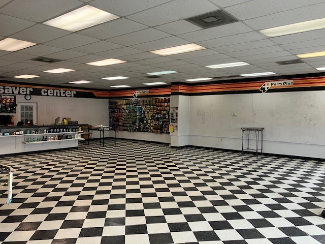 1510 Washington Commerce TX 75428