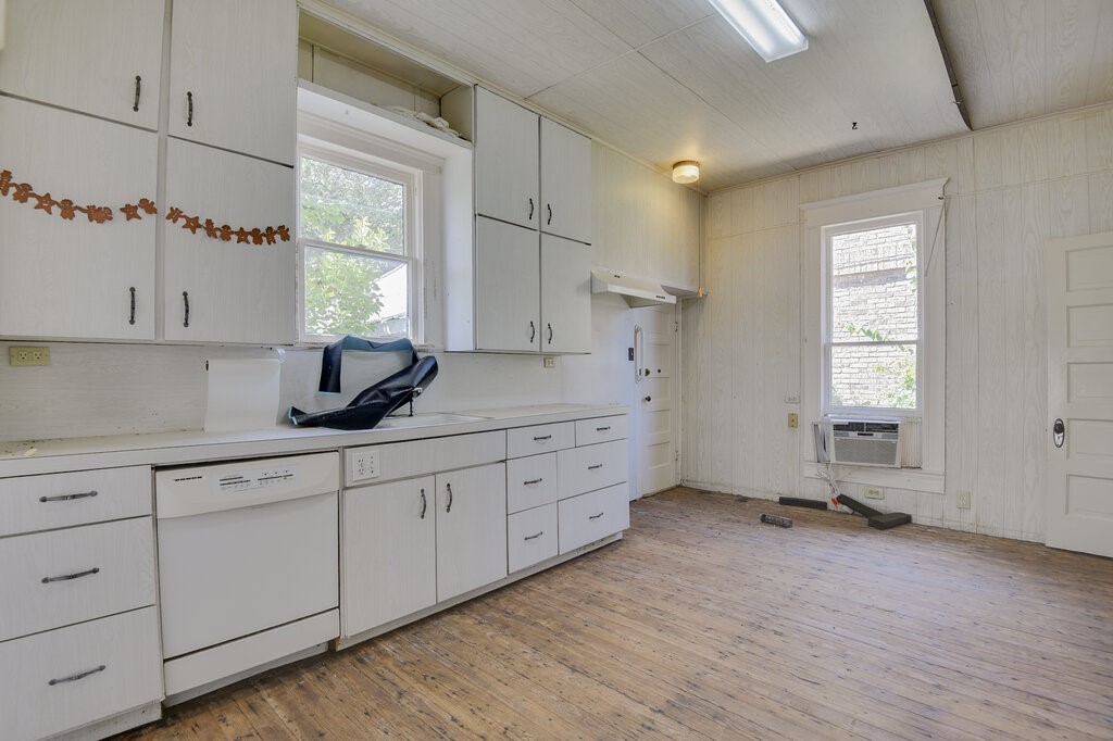 609 Ferris Avenue Waxahachie TX 75165