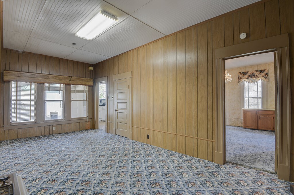 609 Ferris Avenue Waxahachie TX 75165