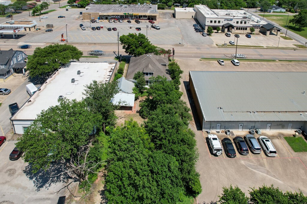 609 Ferris Avenue Waxahachie TX 75165