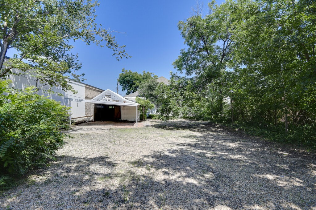 609 Ferris Avenue Waxahachie TX 75165