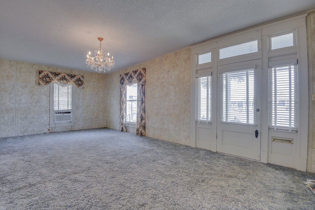 609 Ferris Avenue Waxahachie TX 75165