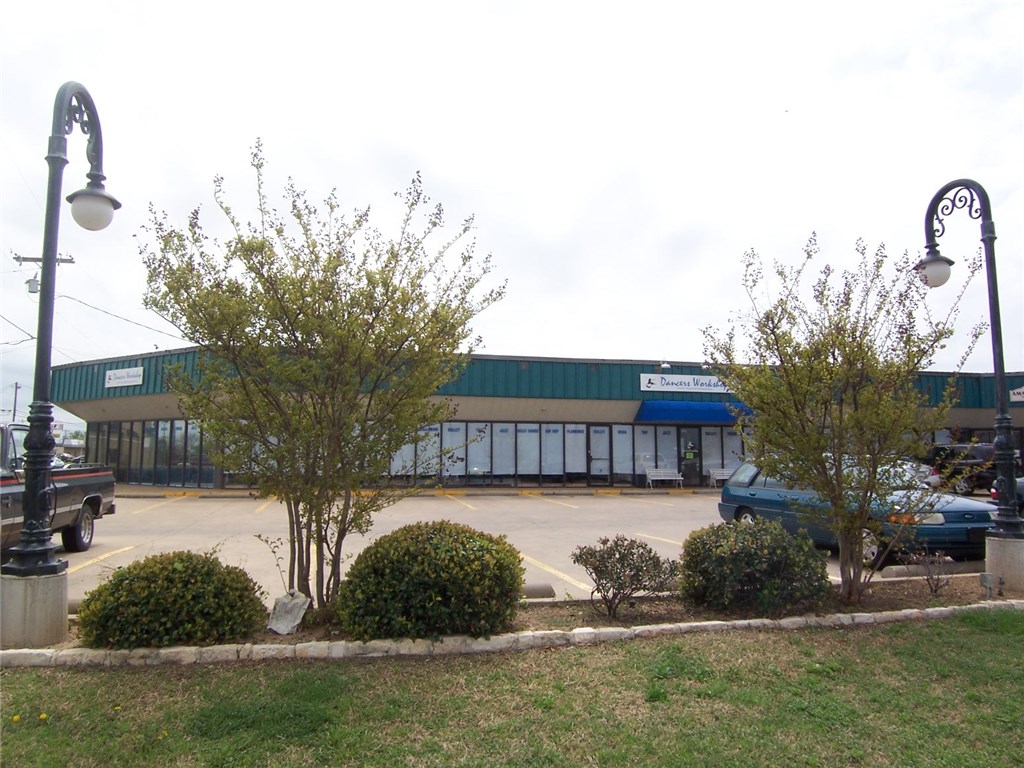 705 S Mill Street Lewisville TX 75057