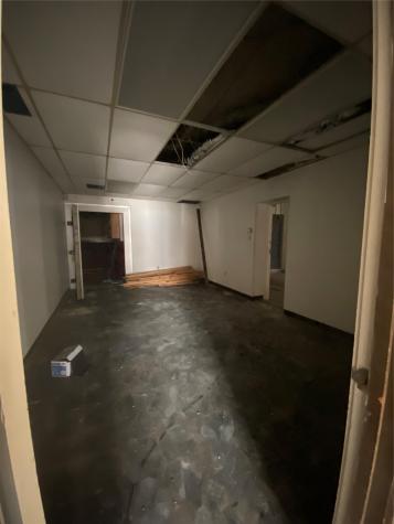 112 W Main Street Van TX 75790