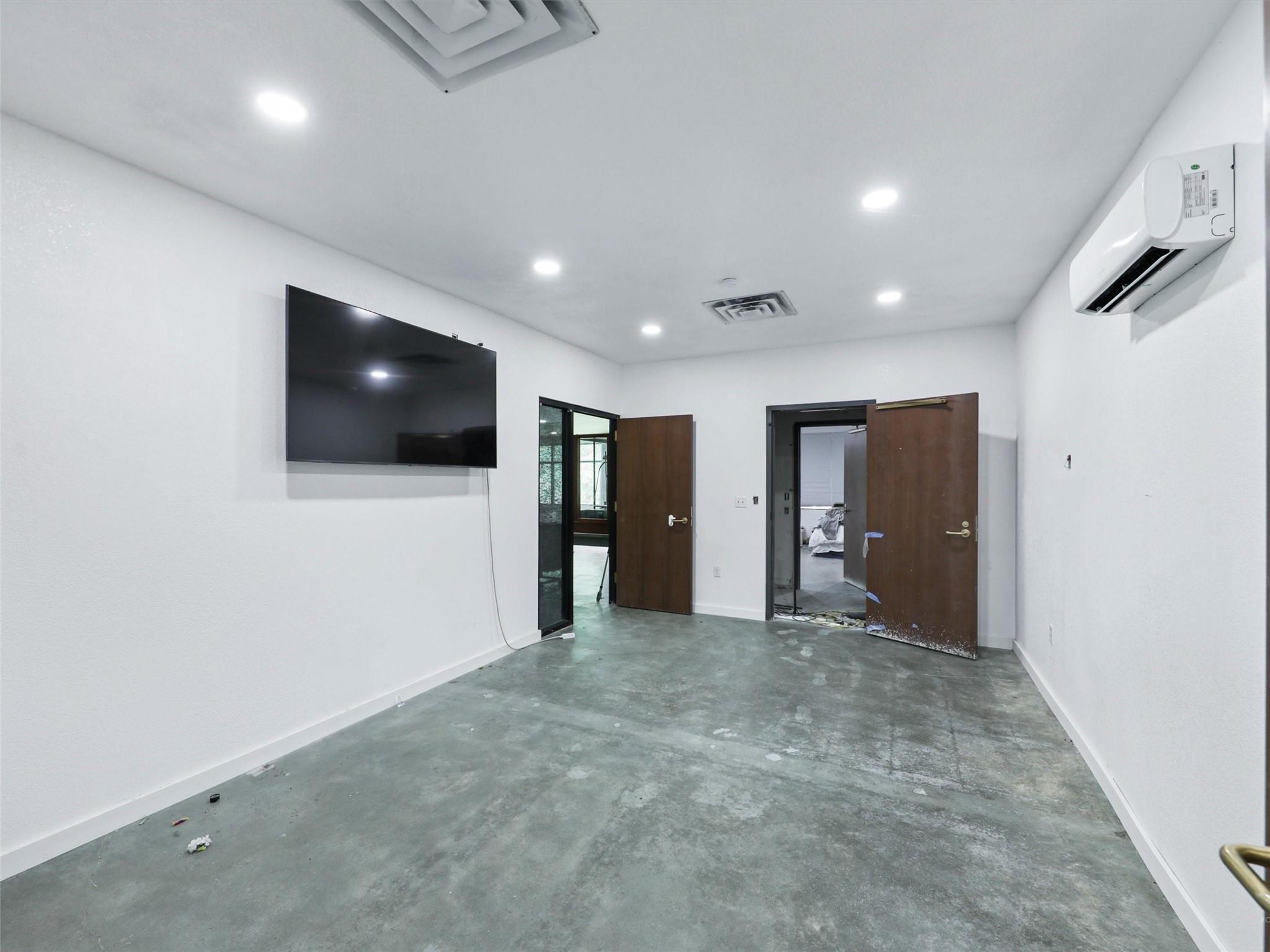 1331 Memorial Drive Denison TX 75020