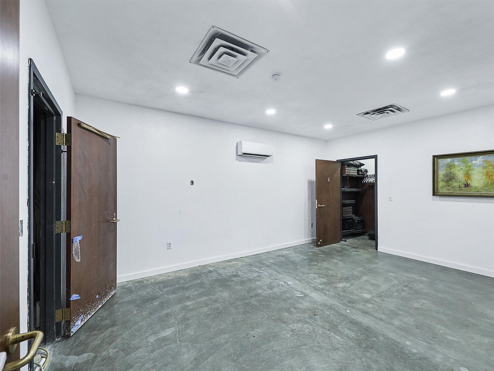 1331 Memorial Drive Denison TX 75020