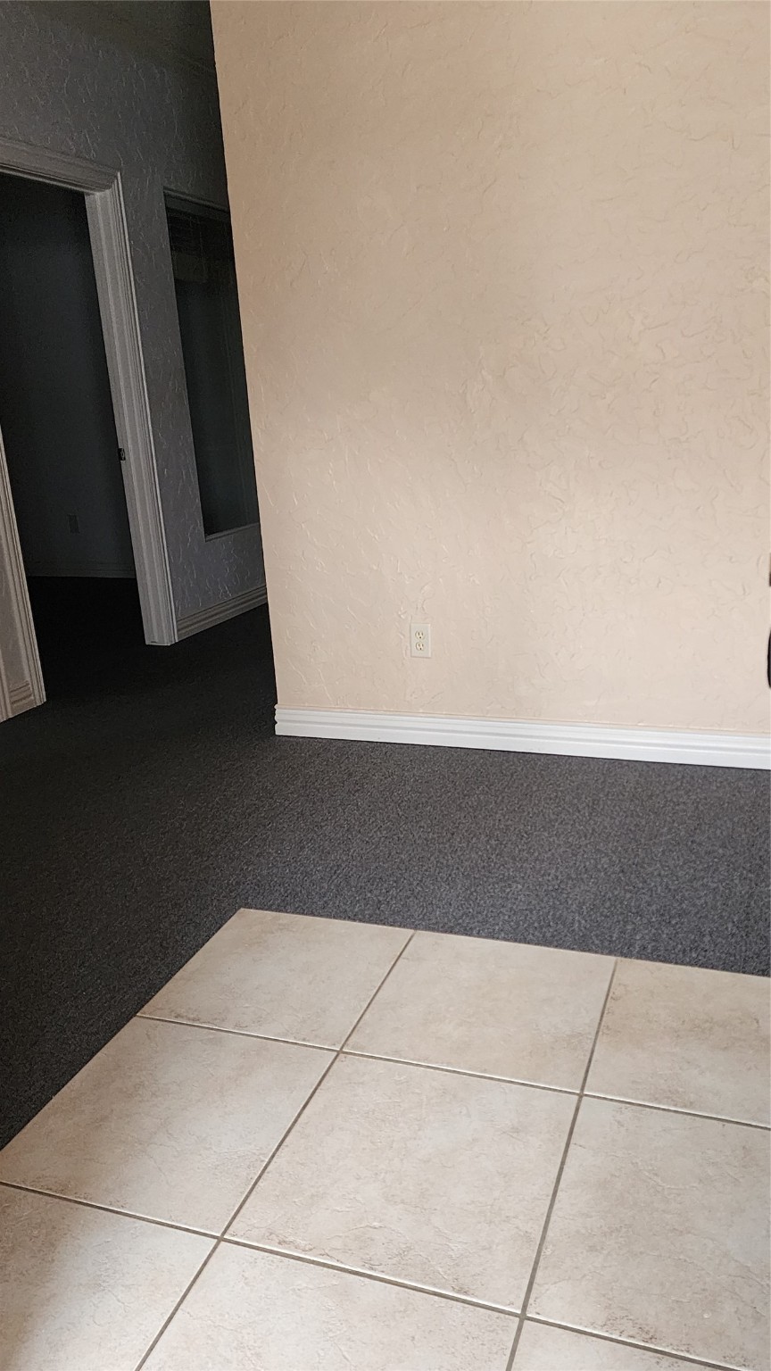 1402 W Mayfield Road Arlington TX 76015