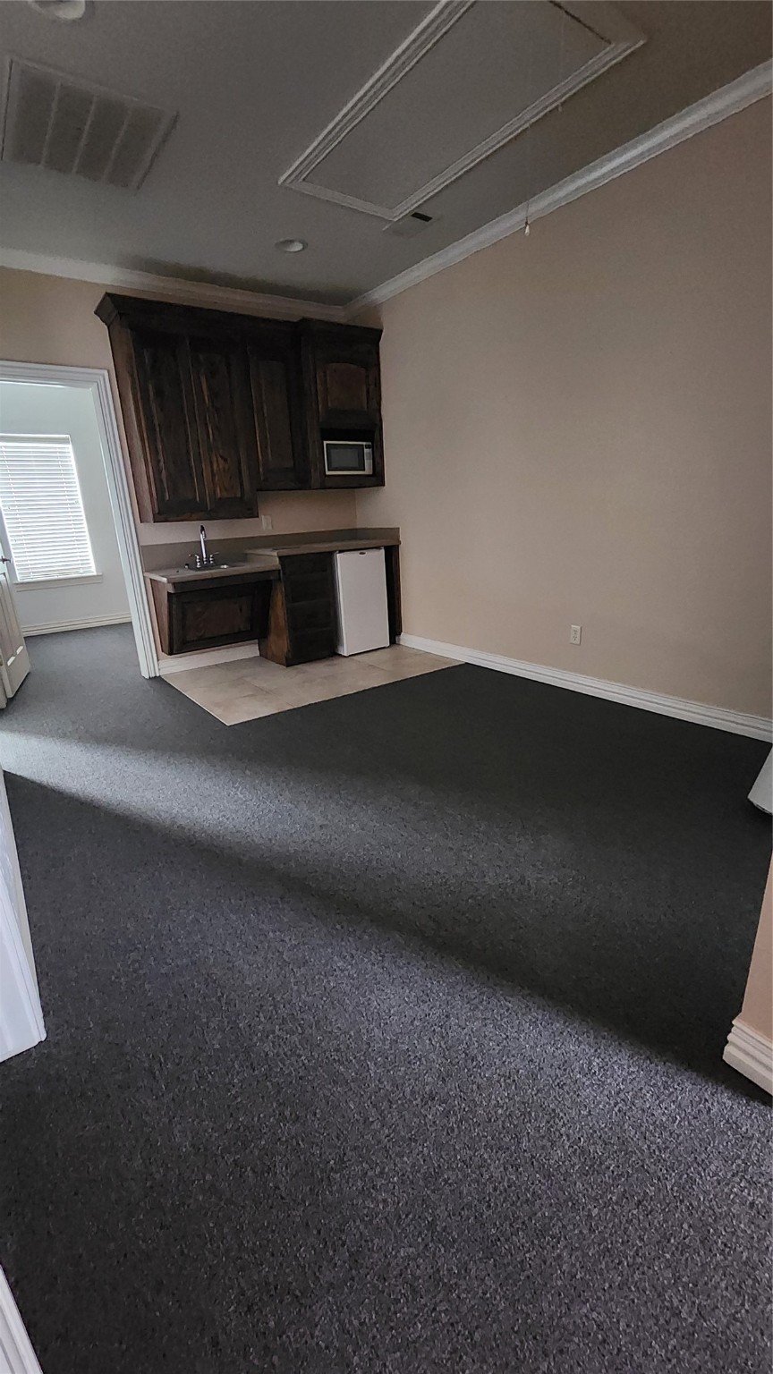 1402 W Mayfield Road Arlington TX 76015