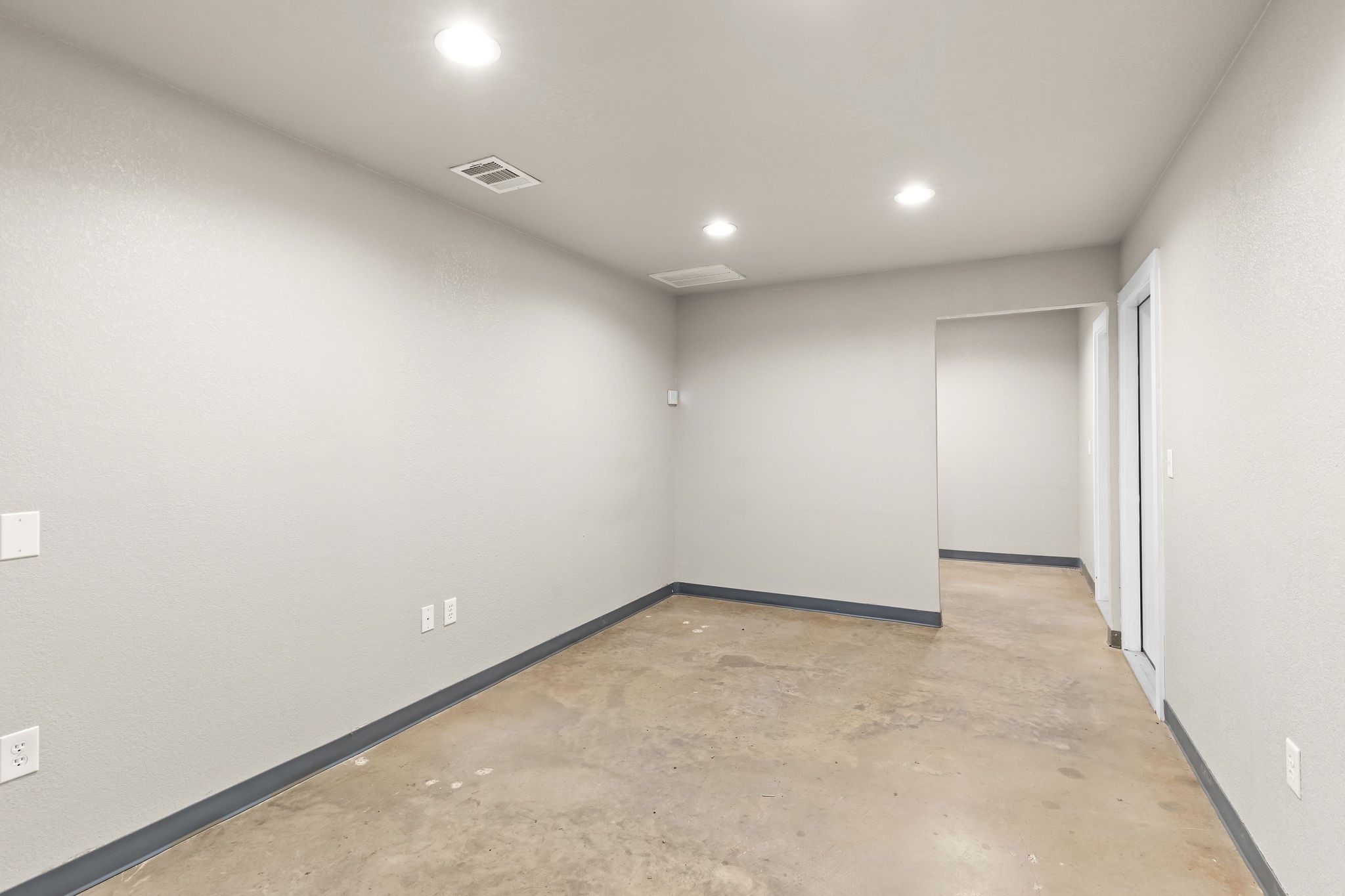 2601 S Highway 287 Decatur TX 76234