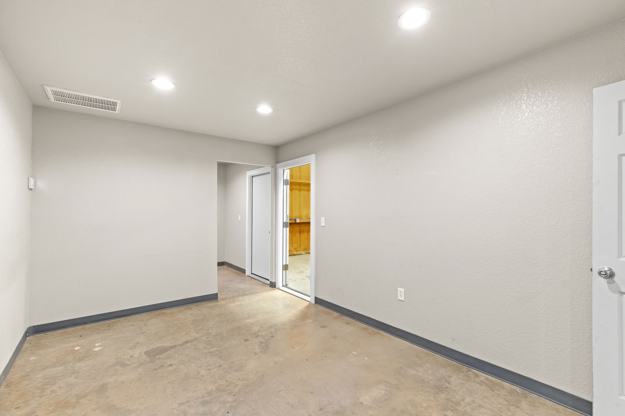 2601 S Highway 287 Decatur TX 76234
