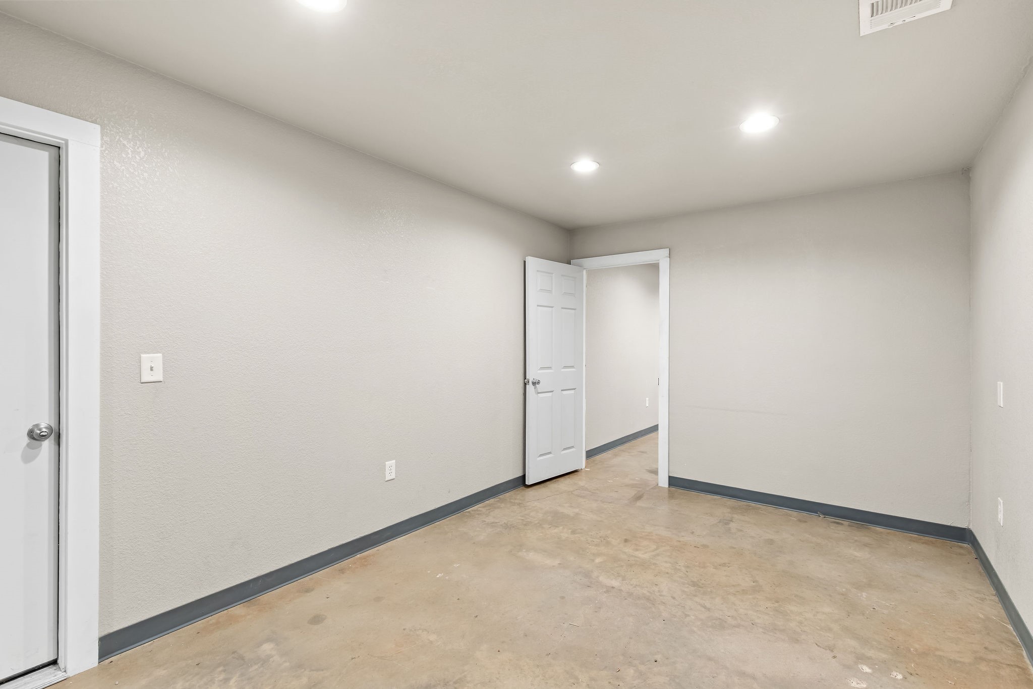 2601 S Highway 287 Decatur TX 76234