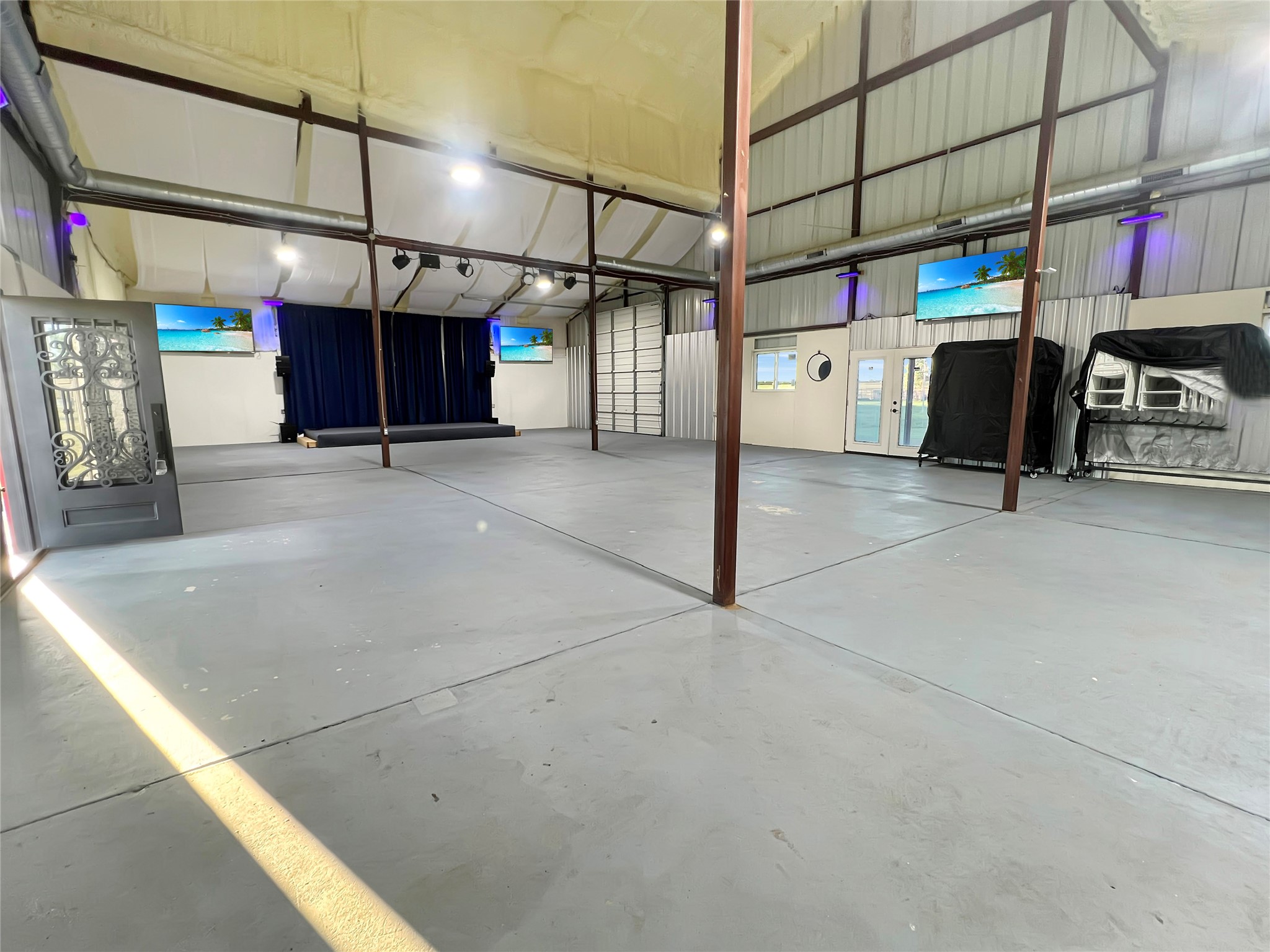 1277 B Gunter Road Whitesboro TX 76273