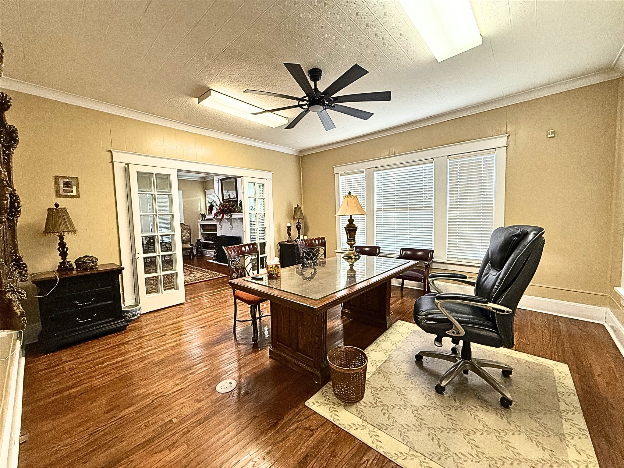 806 W 7th Avenue Corsicana TX 75110