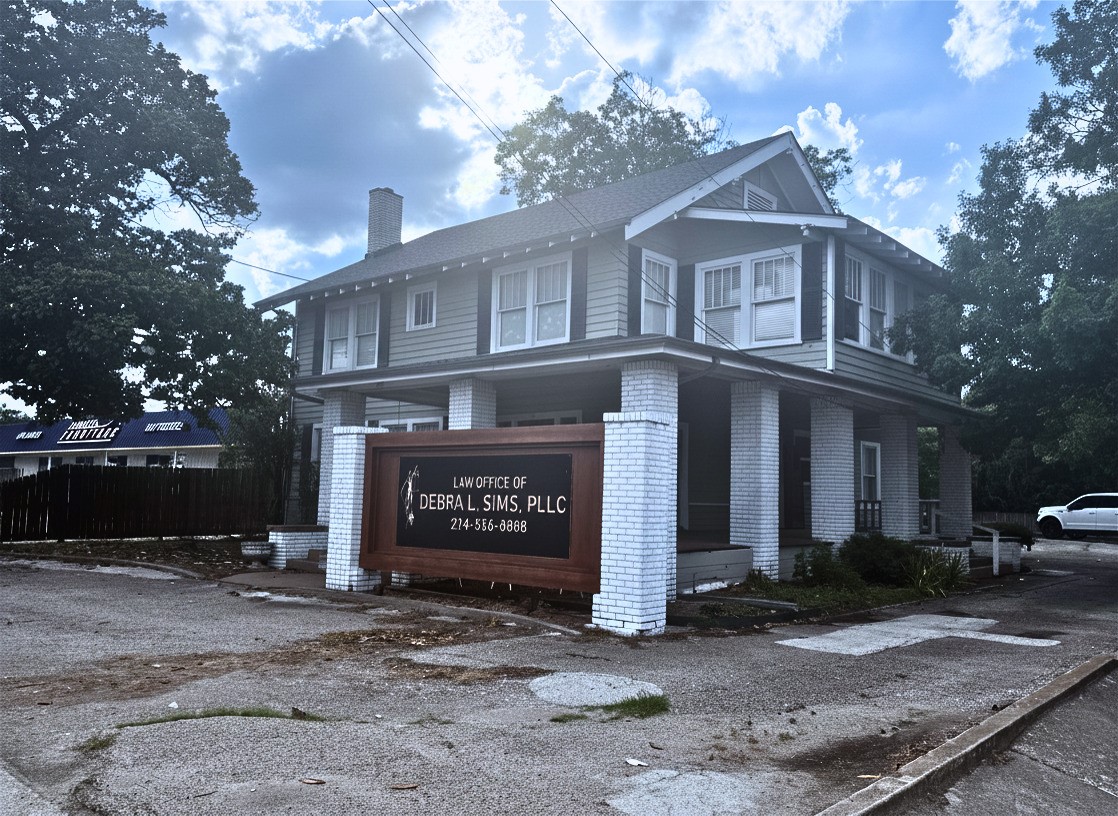 806 W 7th Avenue Corsicana TX 75110