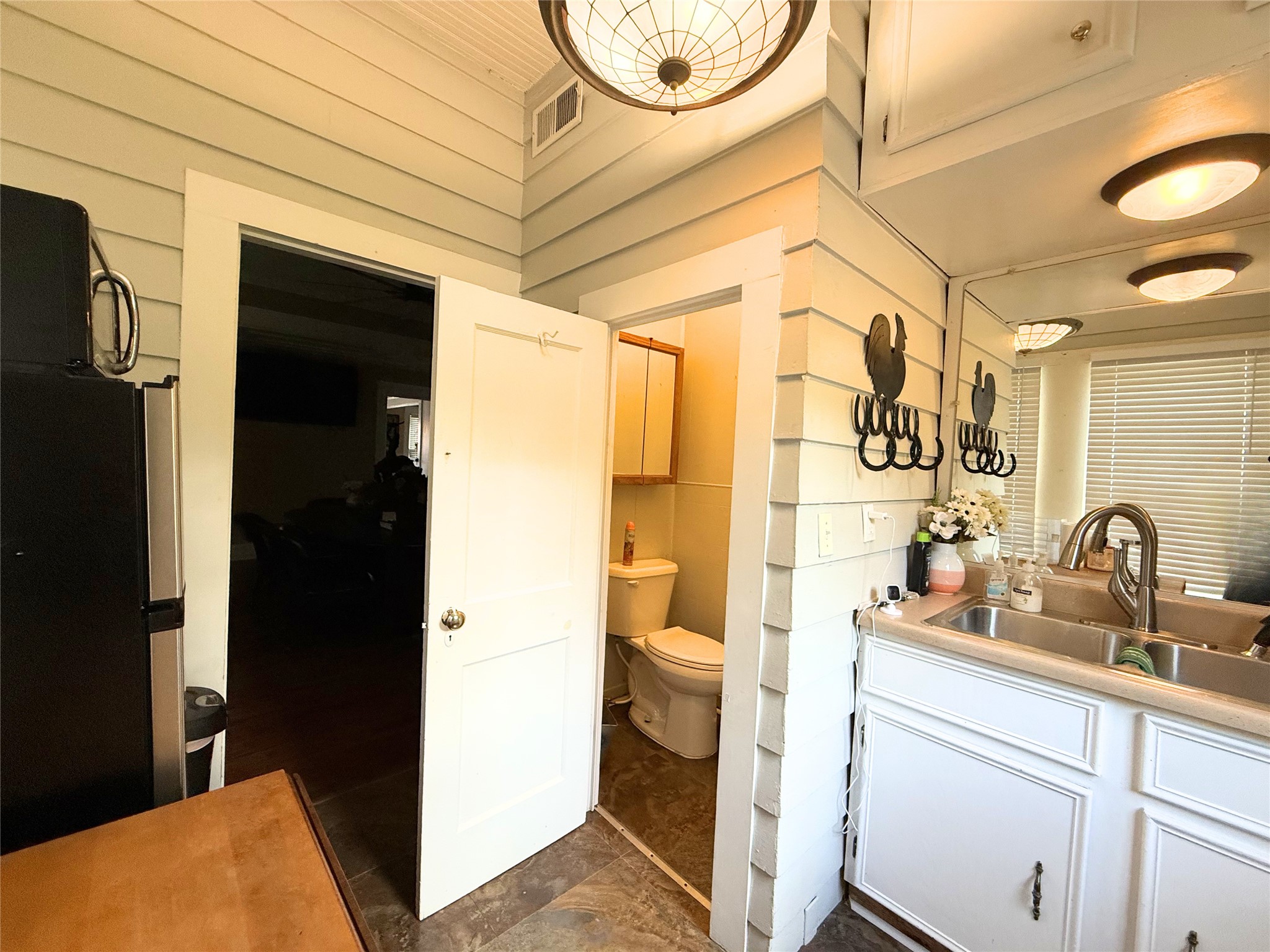 806 W 7th Avenue Corsicana TX 75110