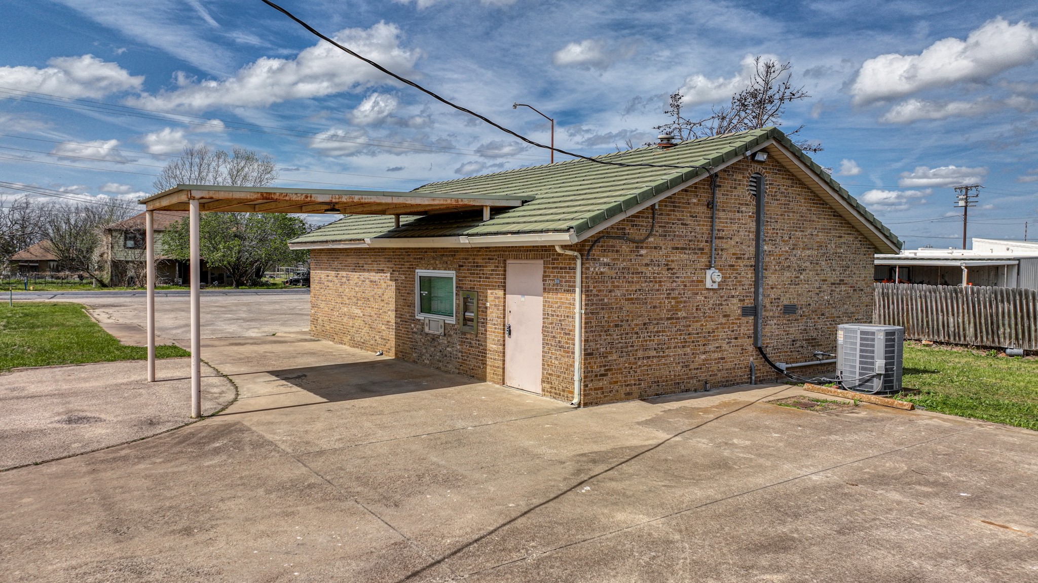 107 Fannin Street Millsap TX 76066