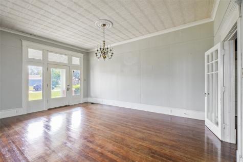 103 S Baker Street Ferris TX 75125