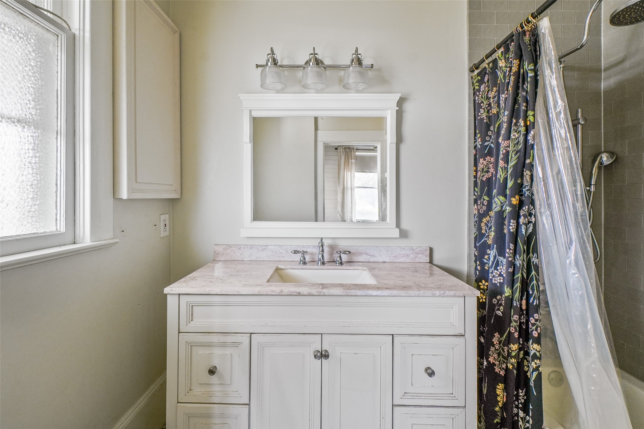 103 S Baker Street Ferris TX 75125