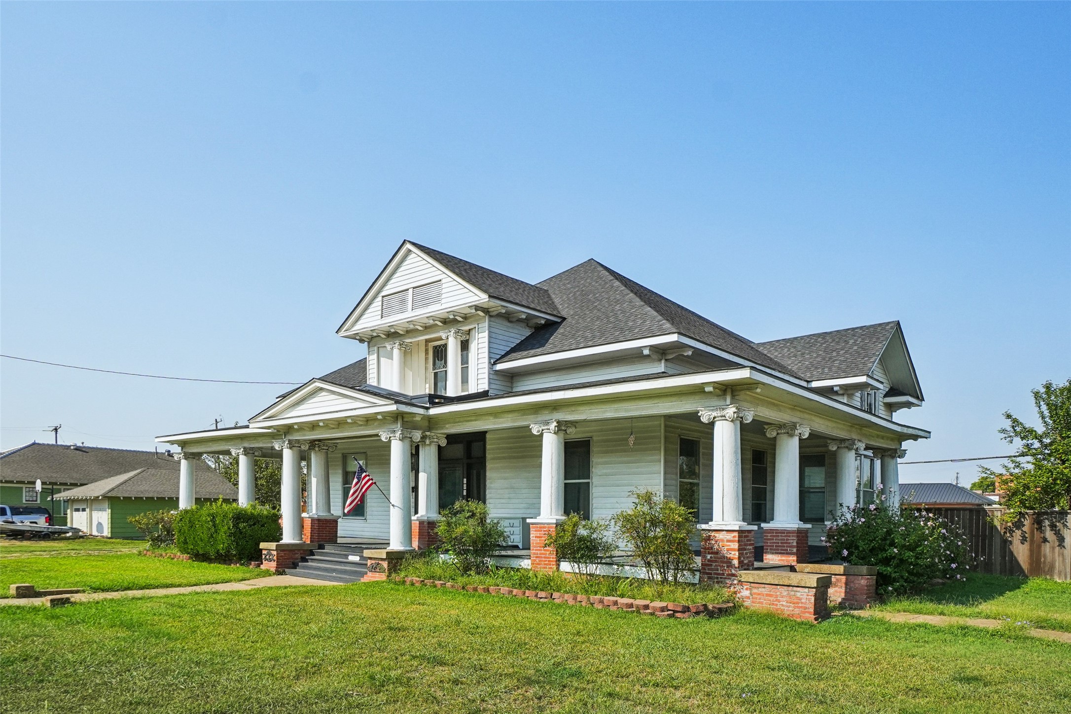 103 S Baker Street Ferris TX 75125