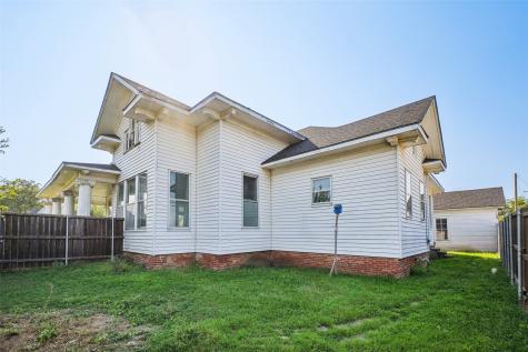 103 S Baker Street Ferris TX 75125