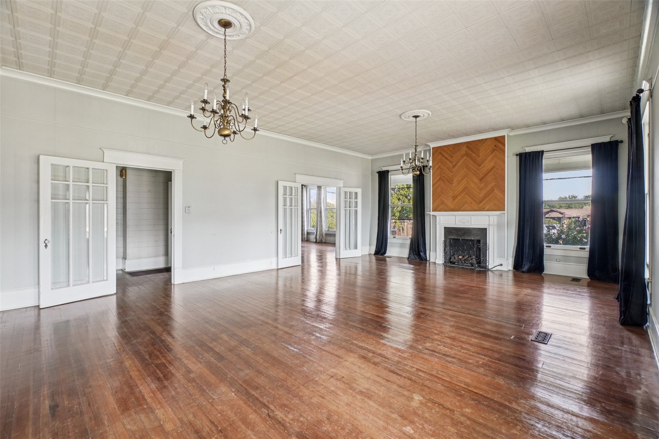 103 S Baker Street Ferris TX 75125
