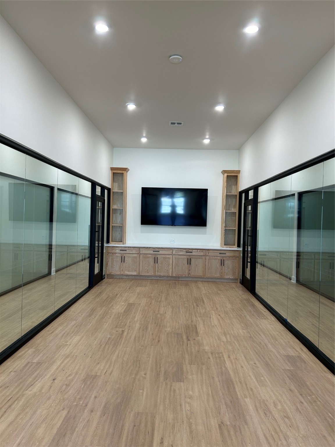 207 N Main Street Joshua TX 76058