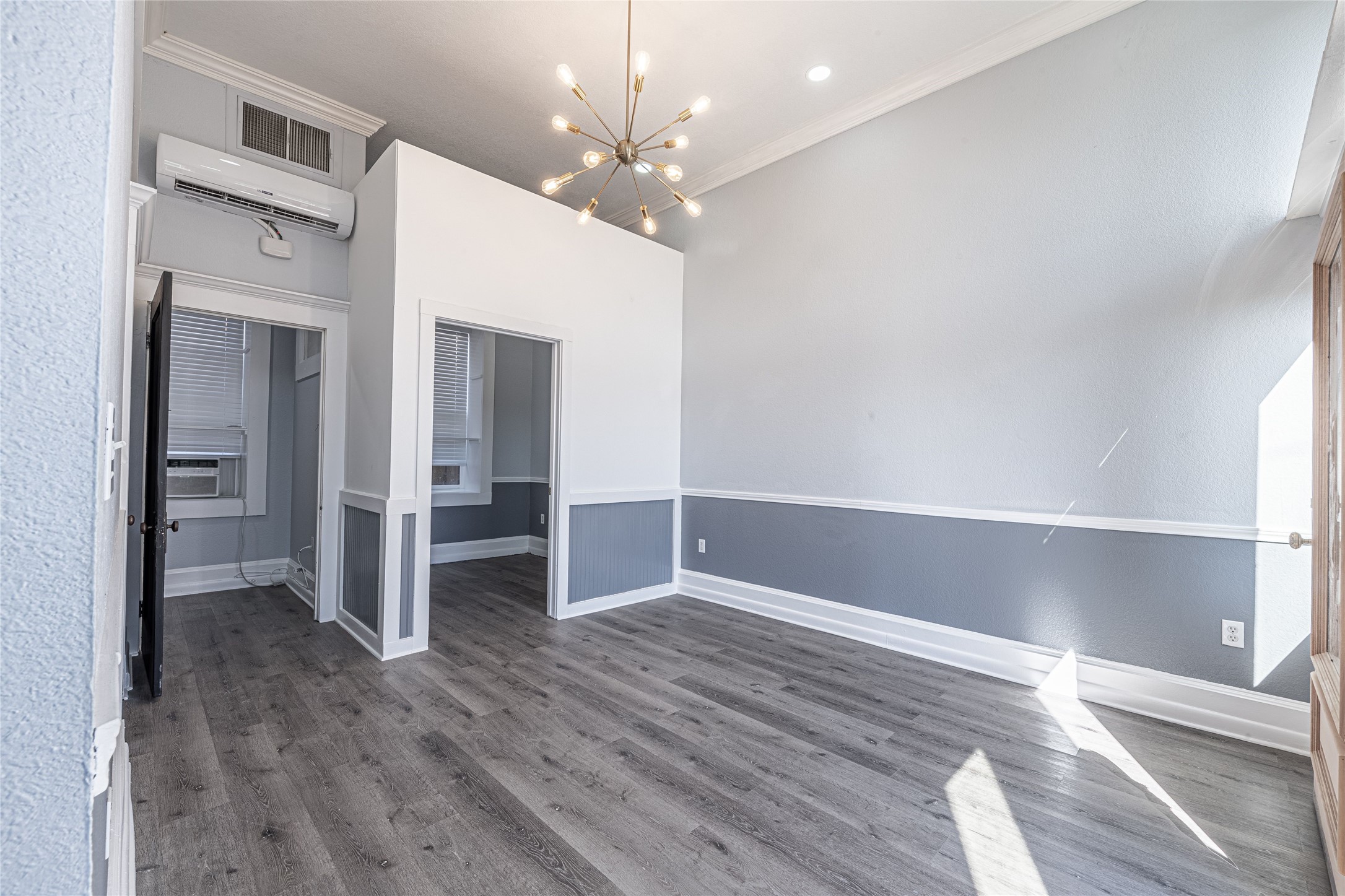 108 S Main Street Weatherford TX 76086