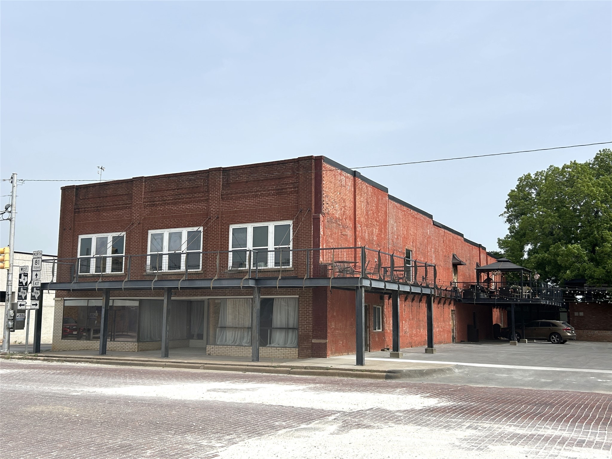 301 E Criner Street Grandview TX 76050