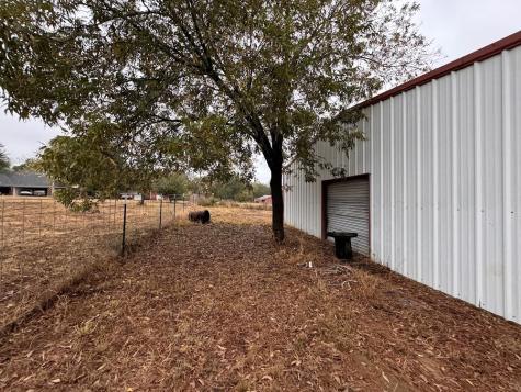 4037 N Main Street Paris TX 75054