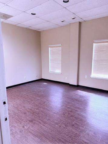 350 Oaks Trail Garland TX 75043