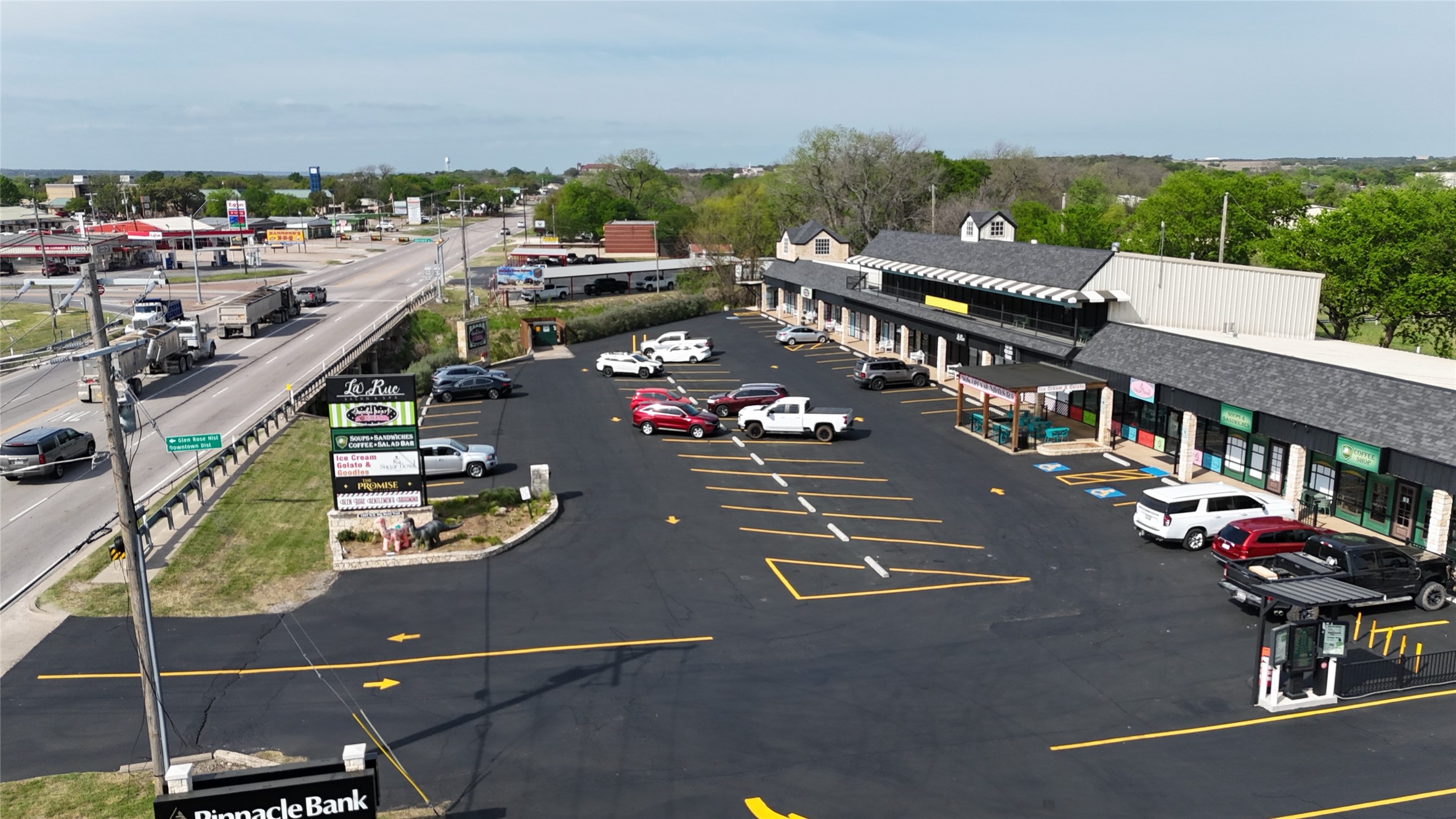 1207 NE Big Bend Trail Glen Rose TX 76043
